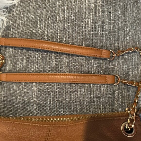 Vince Camuto Leather Brown Crossbody Bag with Chain Strap Tan Clutch - Picture 8 of 11